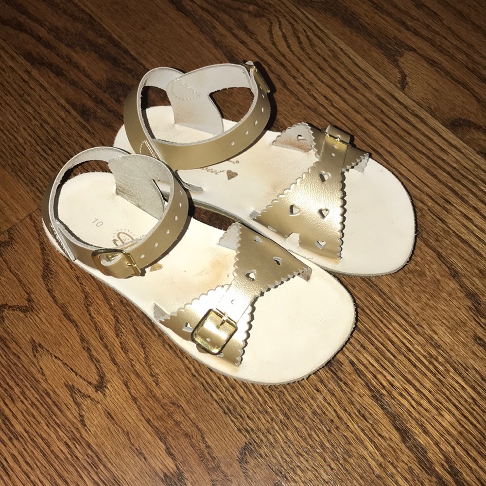 Gold sunsans sweetheart